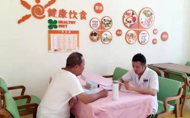 我院眼科深入社区,开展白内障筛查