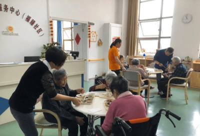 钟埭美丽城镇建设处处显关怀 打造群众满意的养老体