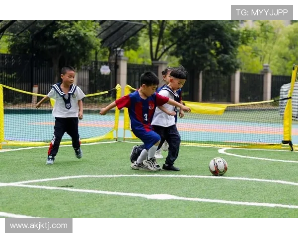 迷你世界CBA足球赛：虚拟世界中的篮球与足球赛事结合